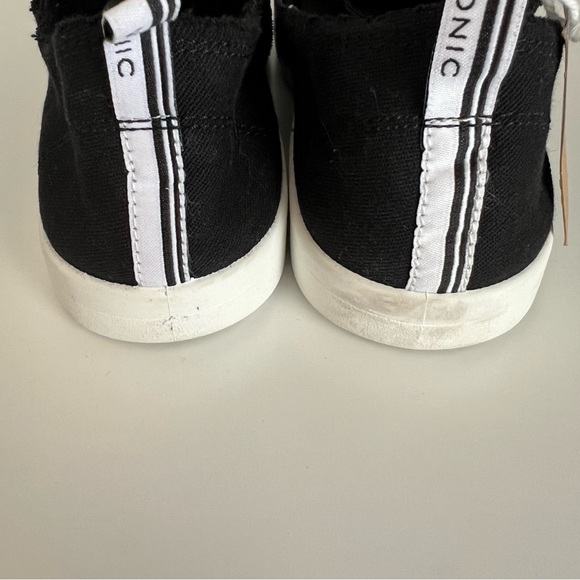 Vionic Beach womens size 6 Malibu canvas slip on shoes black new - Picture 8 of 9